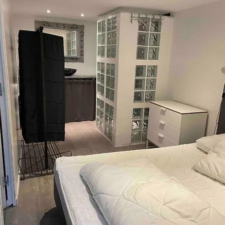 Ambre, Bel Proche Du Debarquement * Sommervieu